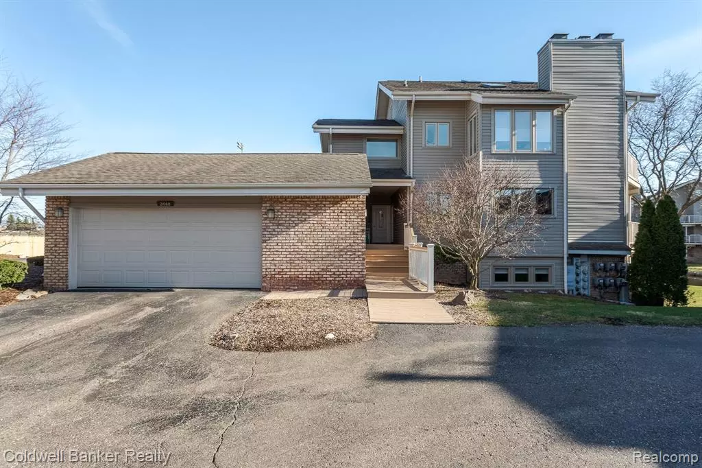 Northville, MI 48167,21068 BOULDER Circle