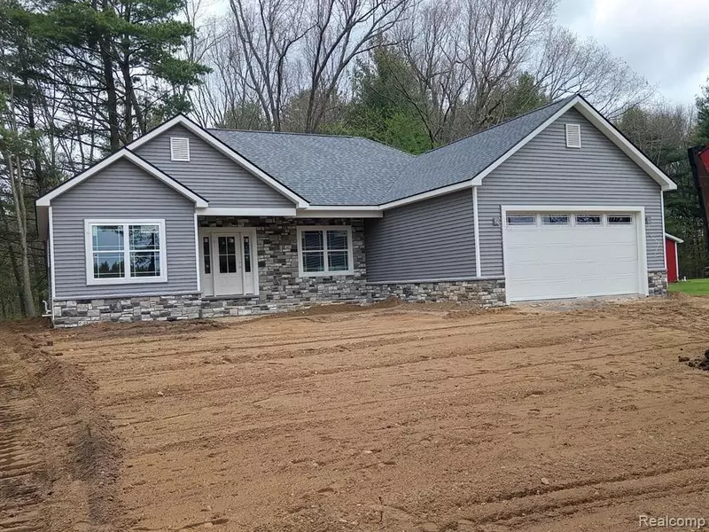 114 LARSON Road, Attica Twp, MI 48412