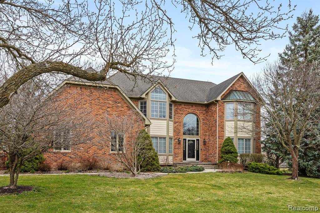 7422 OAKMONT Drive,  Canton Twp,  MI 48187
