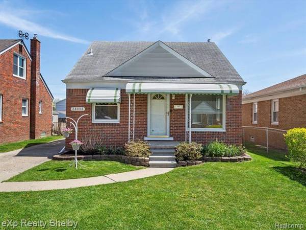 28008 Joan Street,  St. Clair Shores,  MI 48081