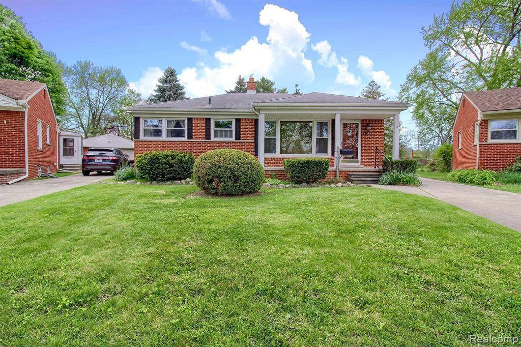 17169 ENGLEWOOD Avenue, Allen Park, MI 48101