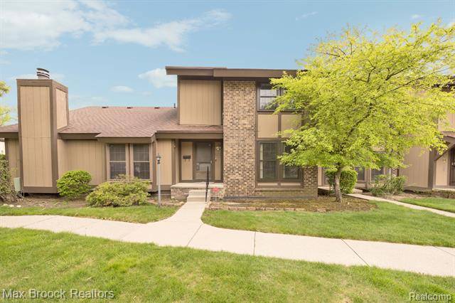 25260 GREENBROOKE #14 Drive, Southfield, MI 48033