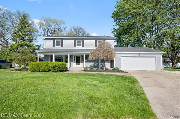 29232 LORRAINE Avenue,  Warren,  MI 48093