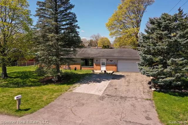 5531 MARY SUE Street, Clarkston, MI 48346