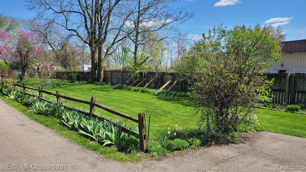 Sumpter Twp, MI 48111,8735 RAWSONVILLE Road