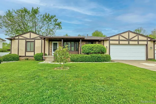 1155 RISECLIFF Drive, Grand Blanc Twp, MI 48439