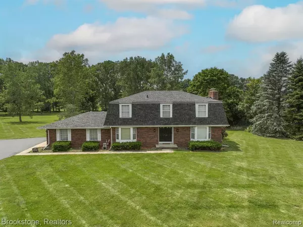 8151 SLEEPY TIME,  Springfield Twp,  MI 48348