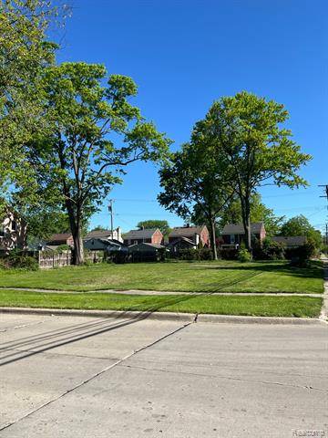 1298 HAWTHORNE Road, Grosse Pointe Woods, MI 48236