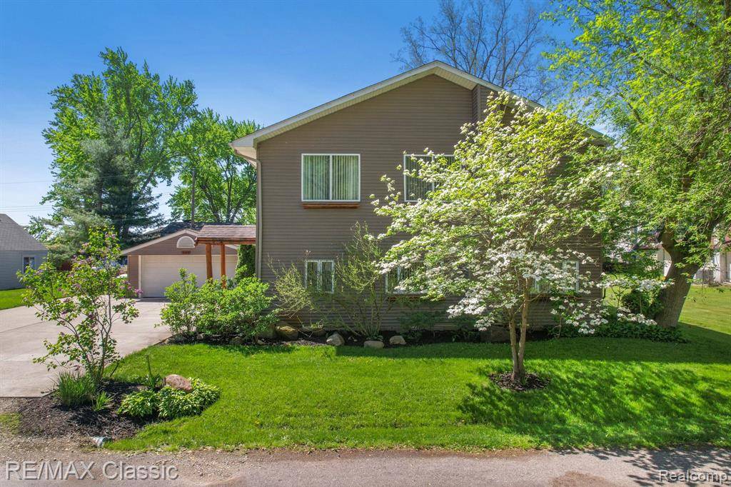 Novi, MI 48377,135 N HAVEN Street