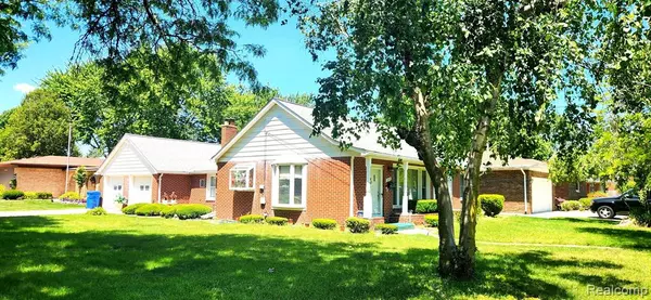 Warren, MI 48093,30519 CAMPBELL Street