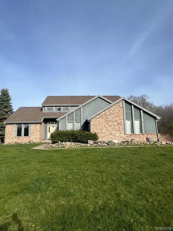 1620 S EDGAR Road, Mason, MI 48854