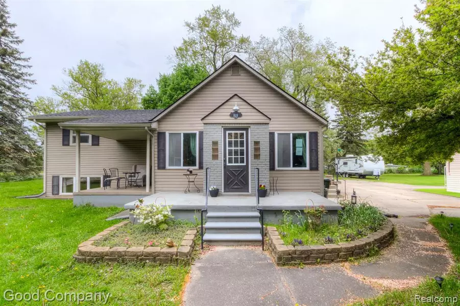 3119 S ADAMS Road, Rochester Hills, MI 48309
