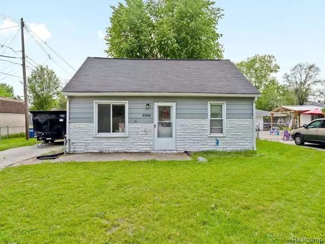 2226 FREEMAN Street, Westland, MI 48186