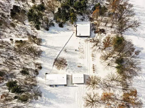 Howell Twp, MI 48855,2185 ARMOND Road