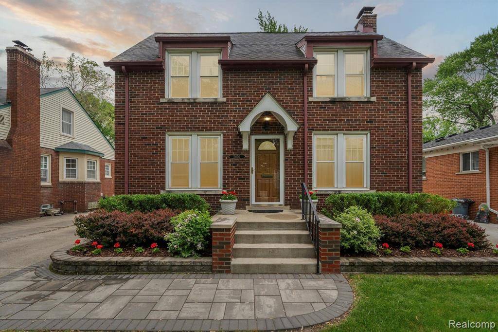 11030 BLACKBURN Street, Livonia, MI 48150