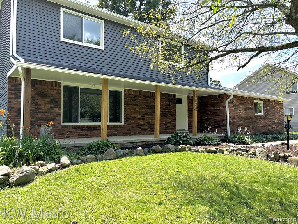 3935 LAWLEY Avenue, Waterford Twp, MI 48328