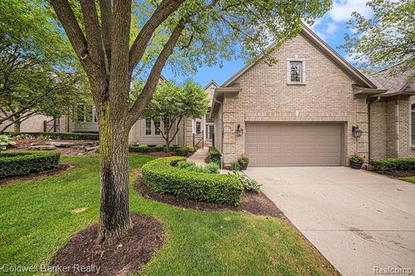 6530 ENCLAVE Drive,  Clarkston,  MI 48348