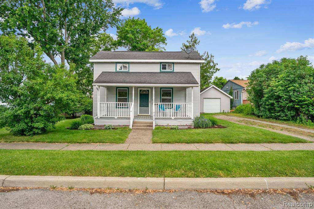 210 S Barnard Street,  Howell,  MI 48843