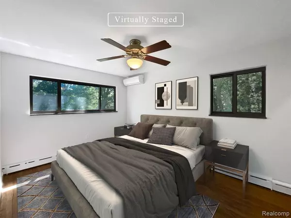 Bloomfield Twp, MI 48302,2645 HICKORY