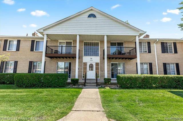 11845 INA Drive 53, Sterling Heights, MI 48312