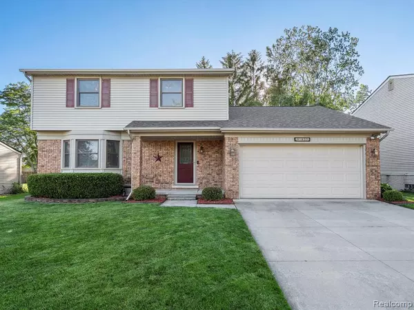 51833 SALVATORI Drive, Chesterfield Twp, MI 48047