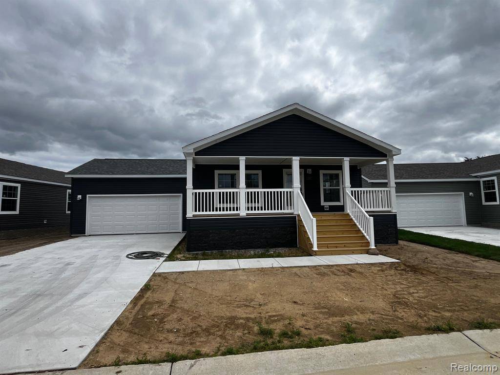 2772 NAPLES Court, Lapeer Twp, MI 48446