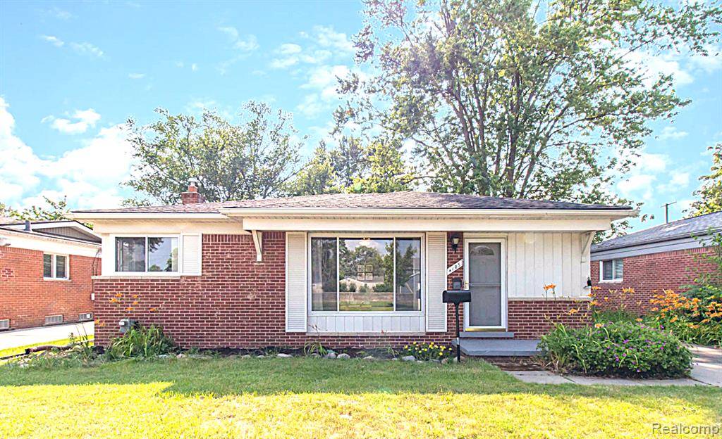 4105 MARK ORR Road, Royal Oak, MI 48073