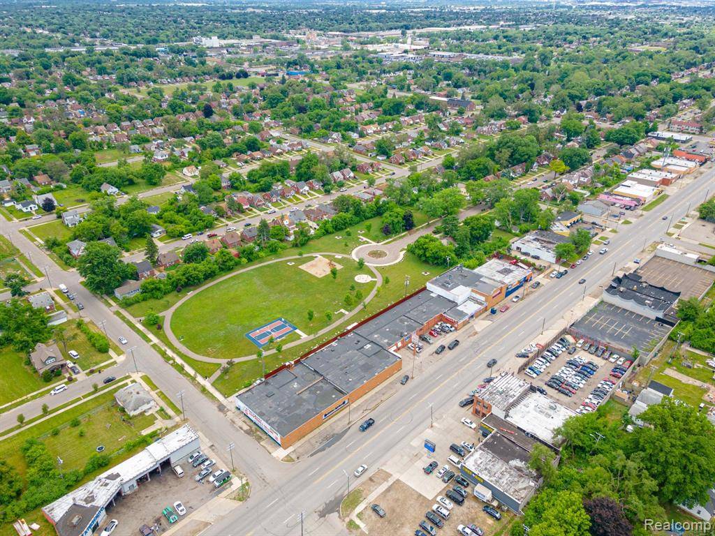 Detroit, MI 48227,10000 GREENFIELD Road