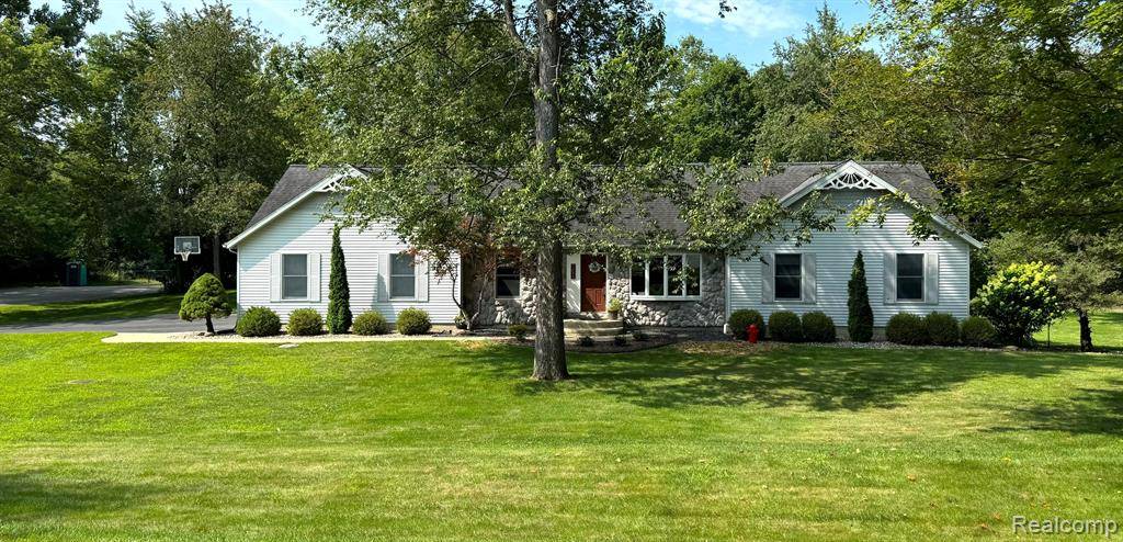 3296 THORNHILL Drive, Adrian Twp, MI 49221