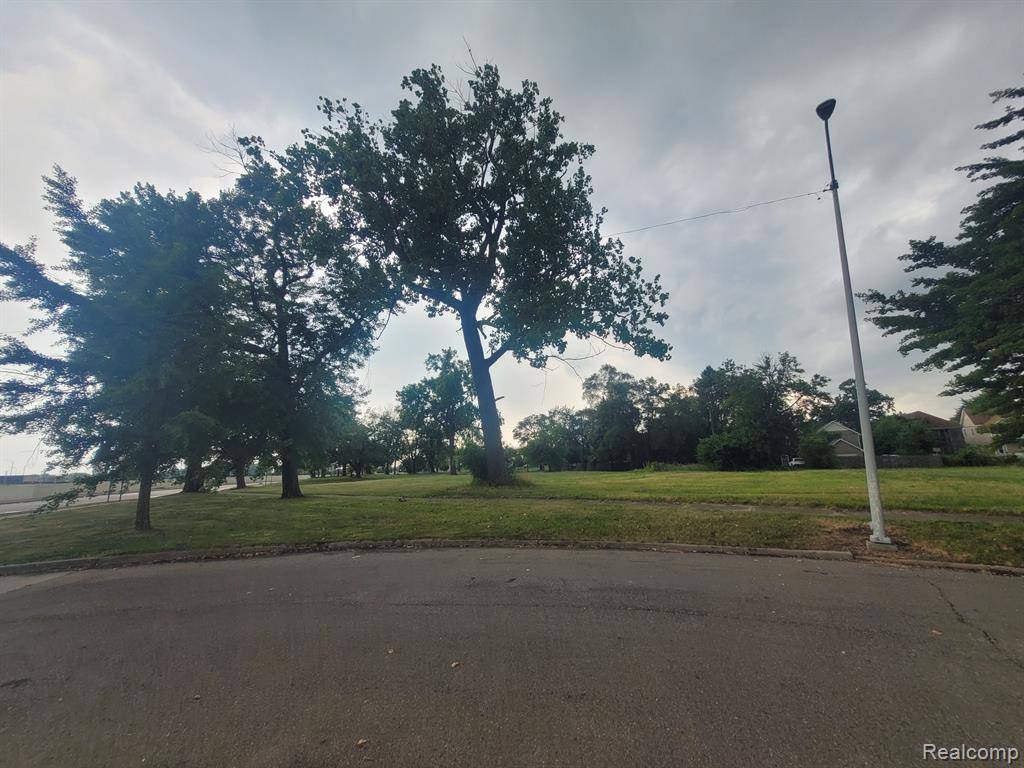 Detroit, MI 48216,1231 24TH Street