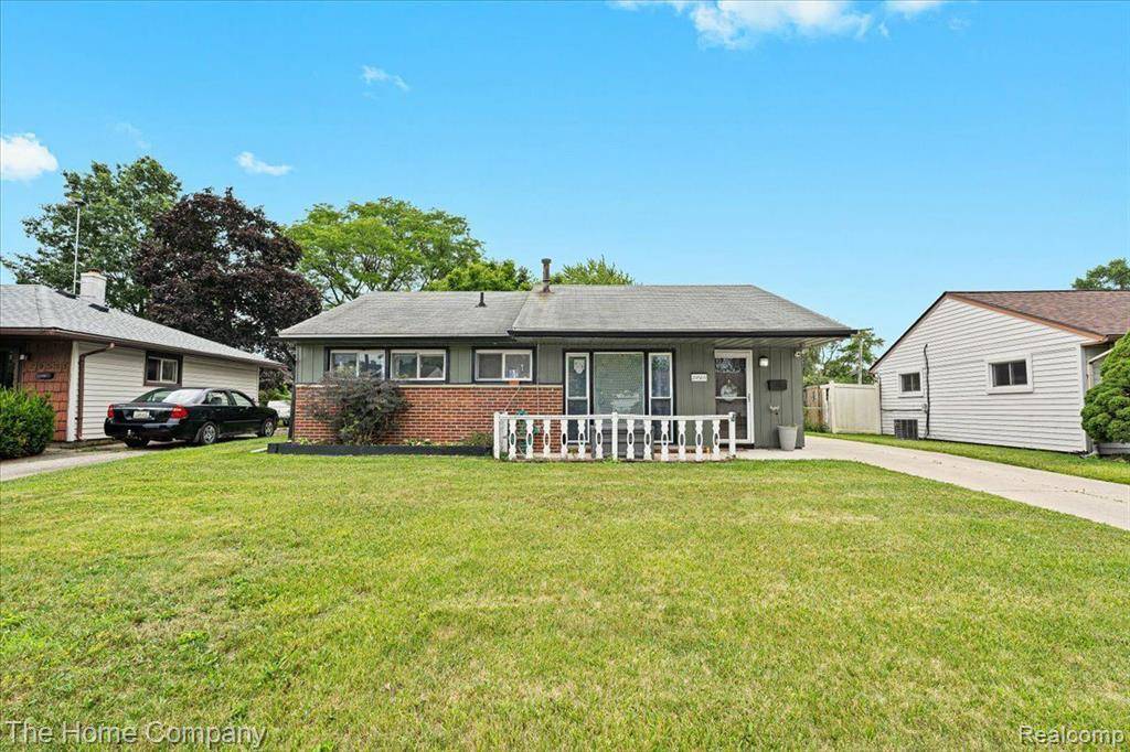 29565 Winter Drive, Garden City, MI 48135