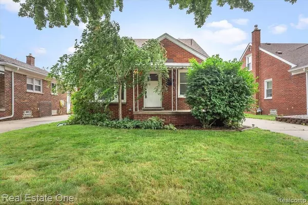 9701 CARTER Avenue, Allen Park, MI 48101