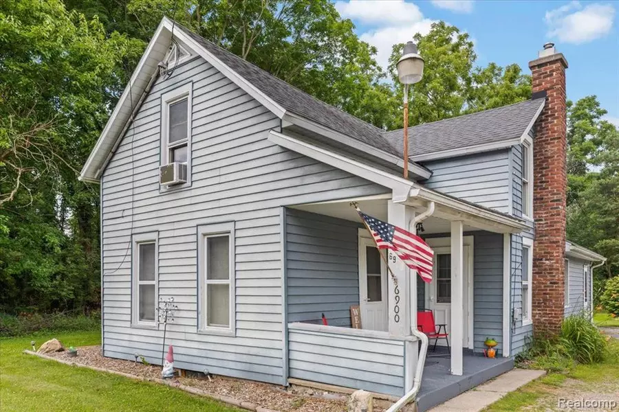6900 S WASHINGTON Avenue, Lansing, MI 48911