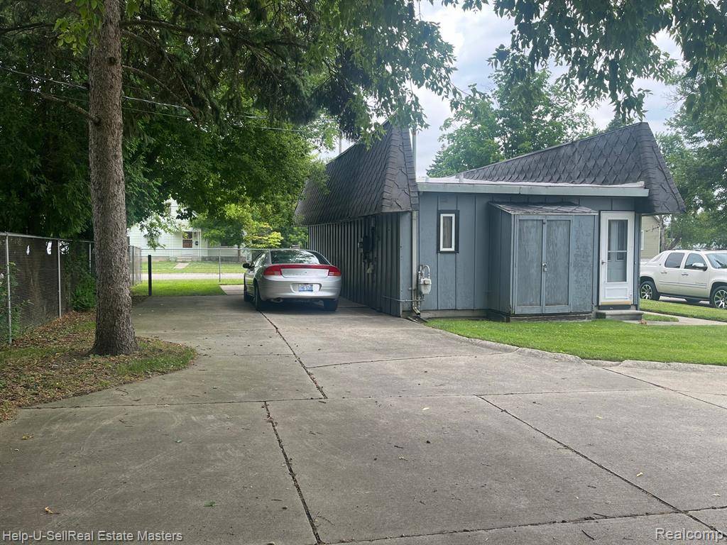 Port Huron, MI 48060,730 15TH Street