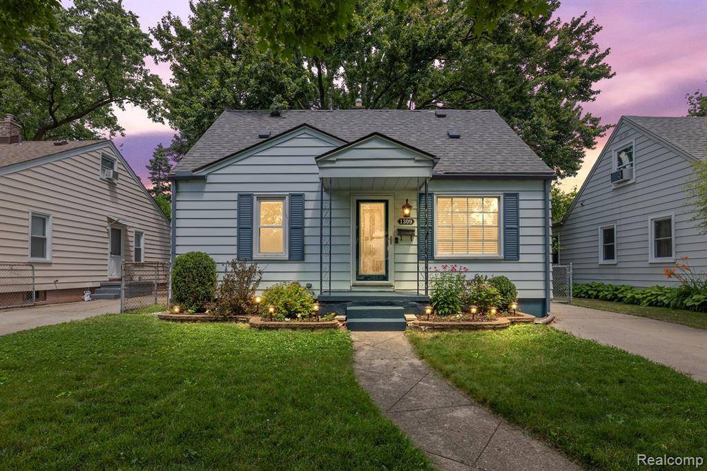 1309 Bauman Avenue, Royal Oak, MI 48073