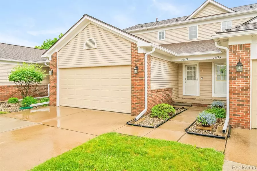 21779 CONCORD Drive, Brownstown Twp, MI 48193