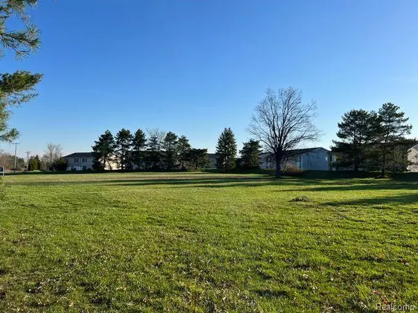 Grand Blanc, MI 48439,0000 FENTON Road