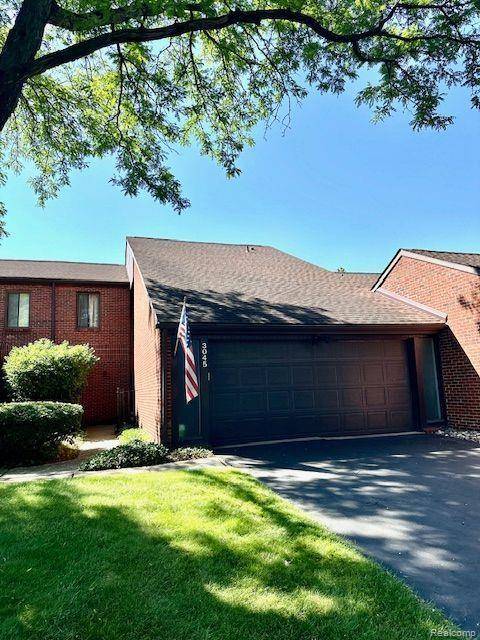3045 LINDENWOOD Drive 108, Dearborn, MI 48120