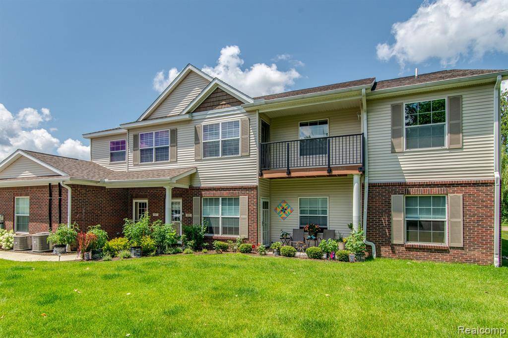 897 WATERCRESS Lane, Fenton, MI 48430