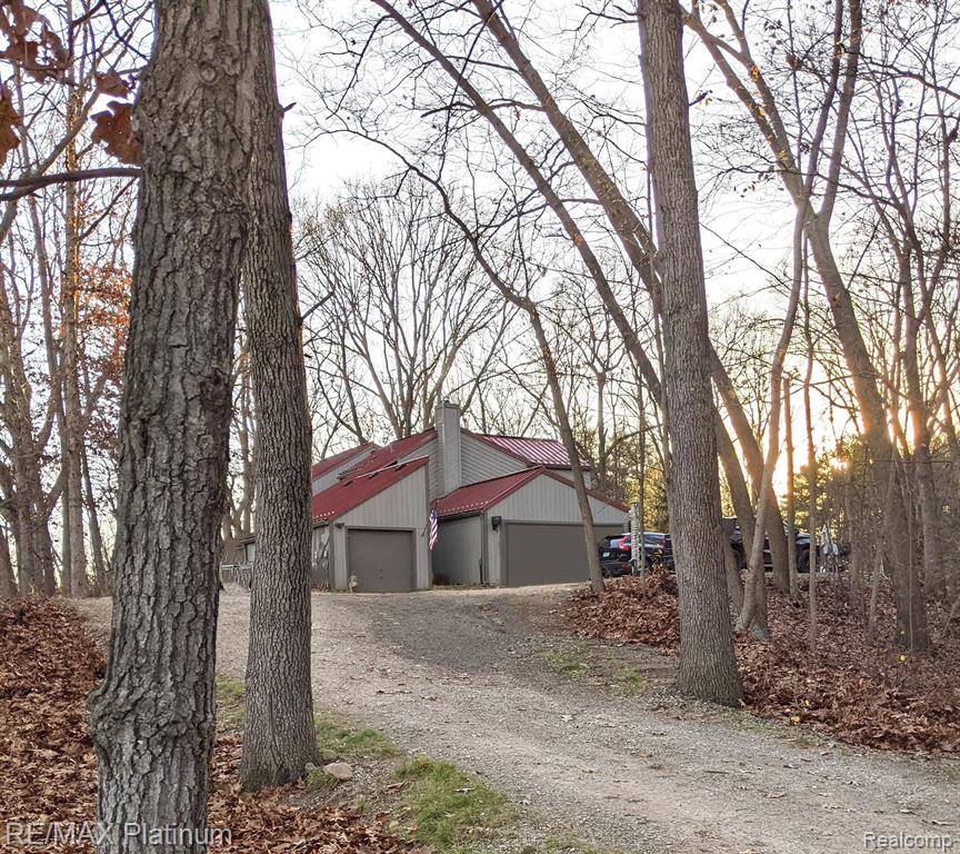 1375 INDIAN HILLS Lane, Milford Twp, MI 48380