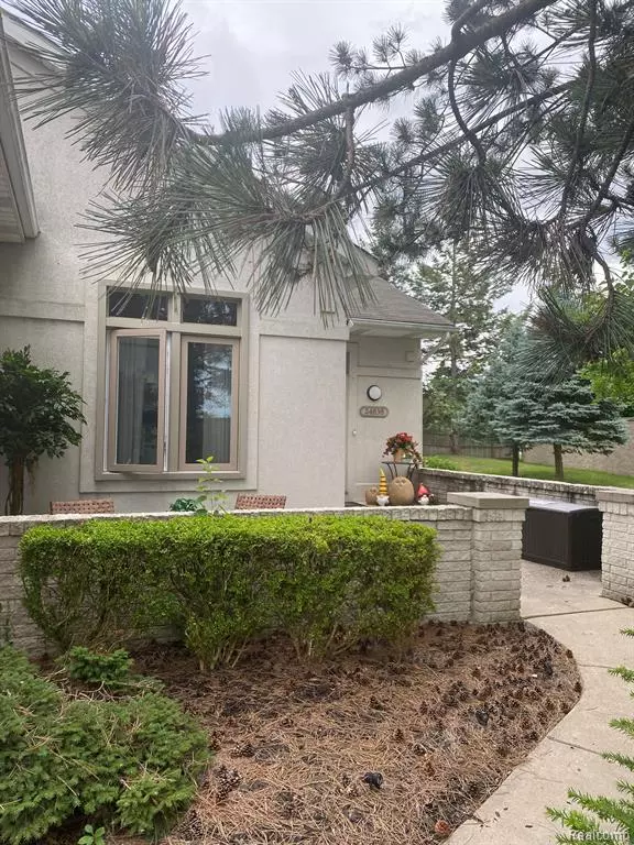 Brownstown Twp, MI 48134,24838 MARGUERITE