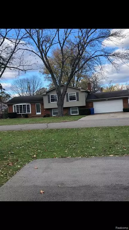 Waterford Twp, MI 48327,5510 Berkley Drive