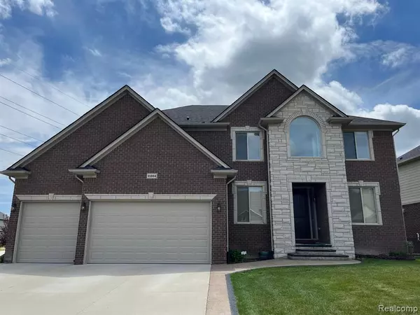 21884 RIO GRANDE Drive, Macomb, MI 48044