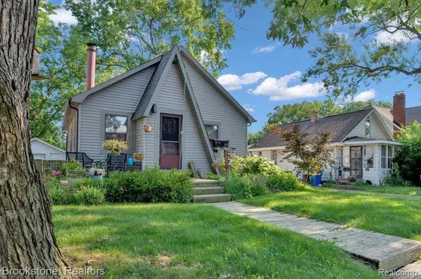 Waterford Twp, MI 48328,1113 LA SALLE Avenue