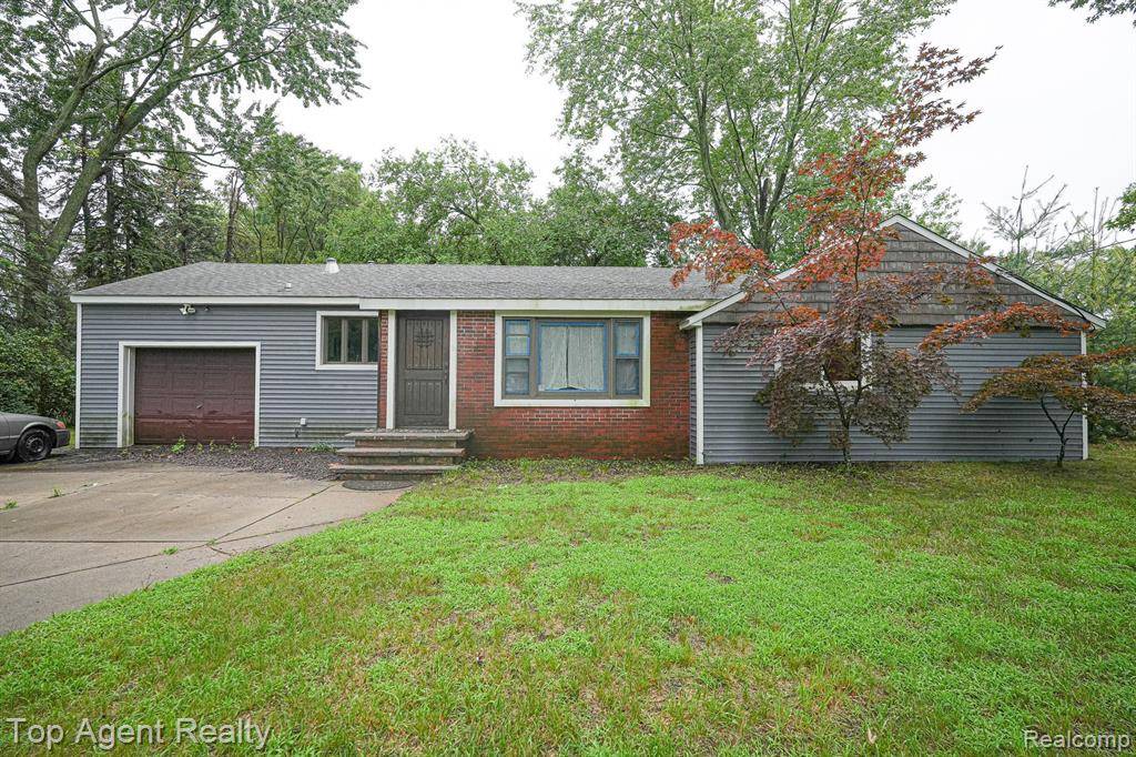 8490 MILLIS Road, Shelby Twp, MI 48317