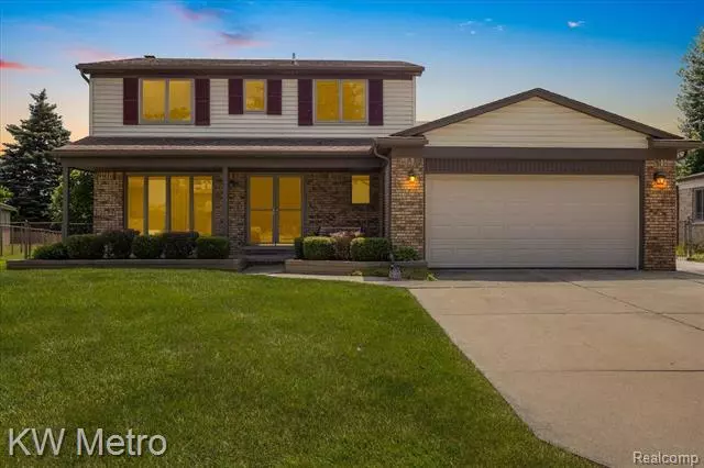 37064 EVERGREEN Drive, Sterling Heights, MI 48310