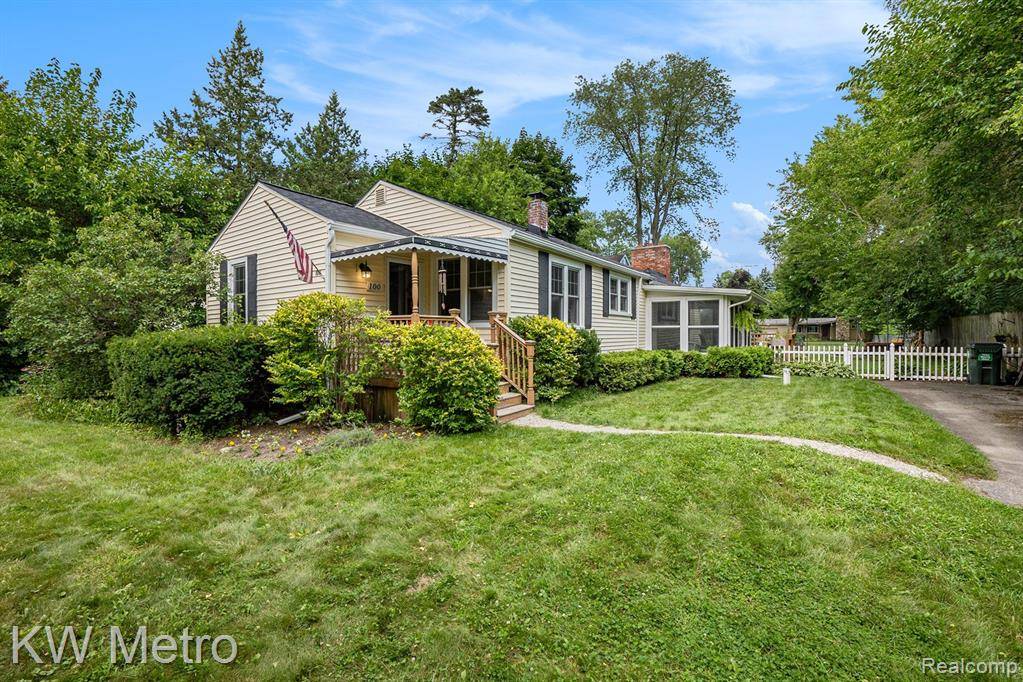 100 N Eagan Drive, Orion Twp, MI 48362