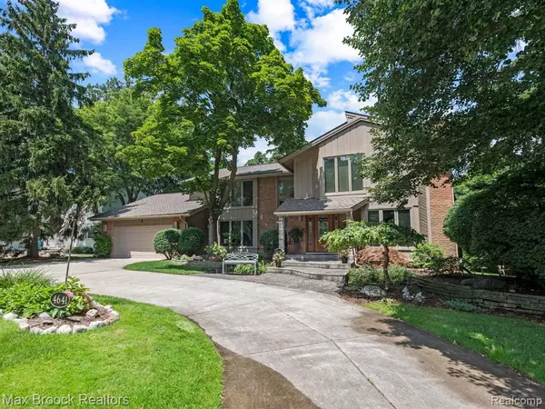 4641 WENDRICK Drive, West Bloomfield Twp, MI 48323