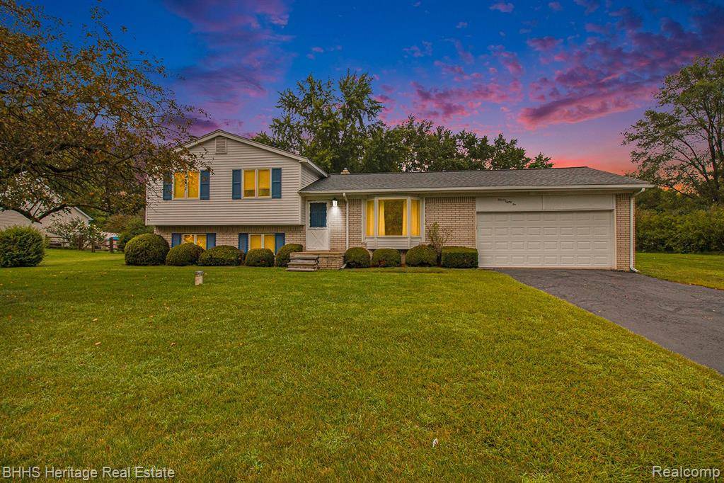 1182 S ALSTOTT Drive, Marion Twp, MI 48843