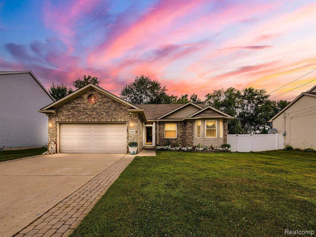 23822 KOTHS Street, Taylor, MI 48180